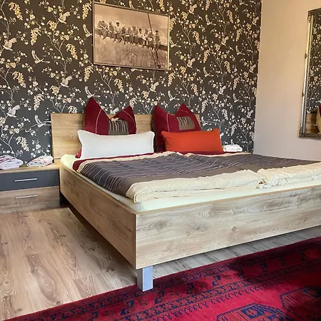 Haus Silverfern Daire Förolach